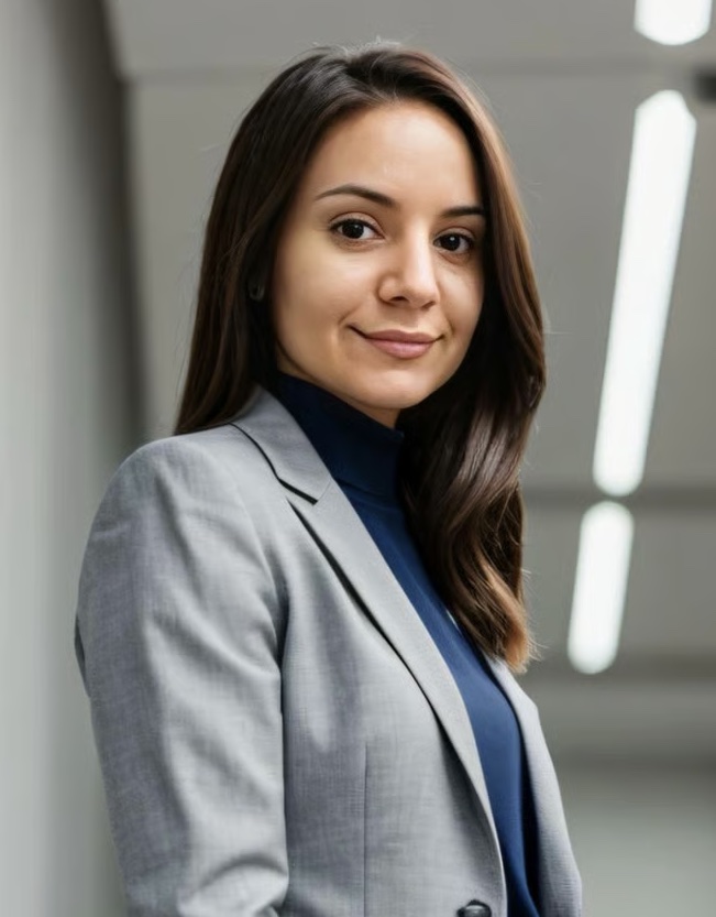 Mona Anbari – independent private health insurance expert Mona Anbari